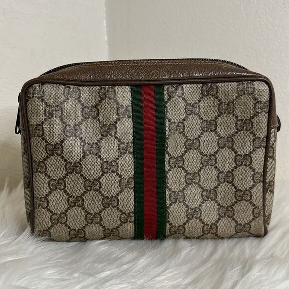 💯Authentic Gucci Clutch Bag🍀 - Picture 10 of 16